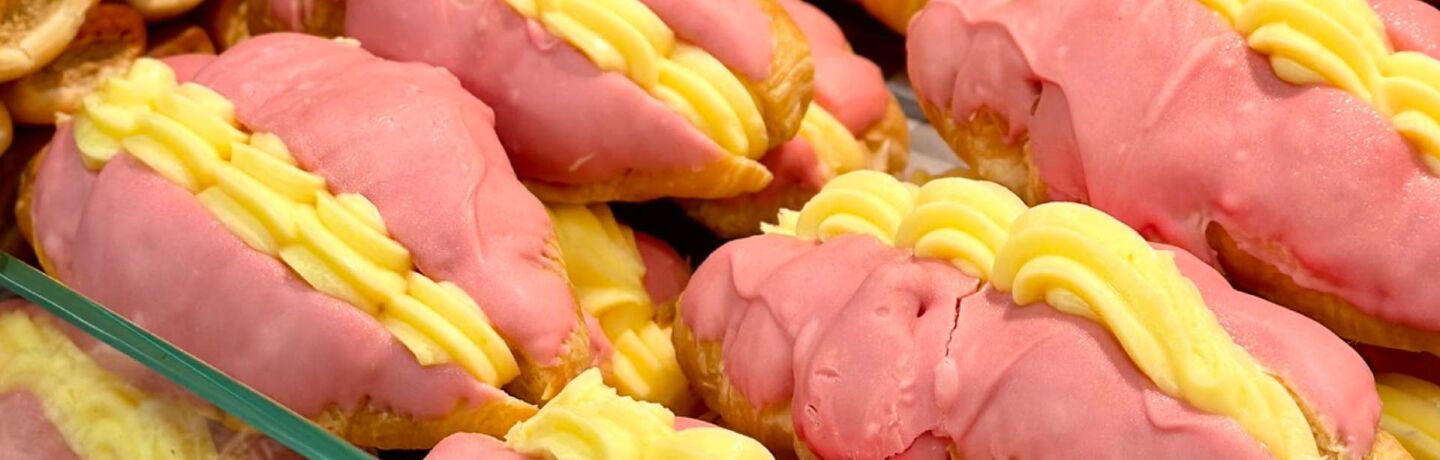 NIEUW! Roze, romig en zoet: de Roze Roomcroissant