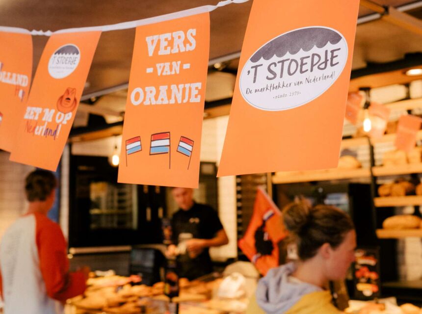 Oranje kijken doe je met iets lekkers van ’t Stoepje! 🧡⚽